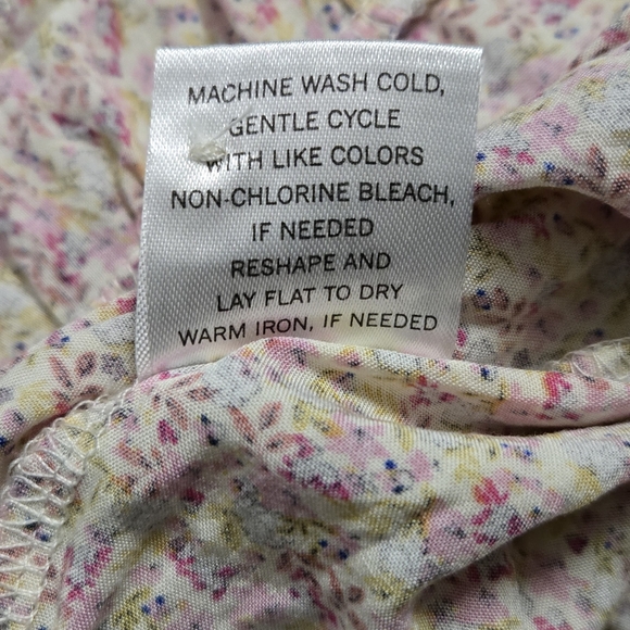 Chic Pink Floral Midi Dress - Picture 10 of 10